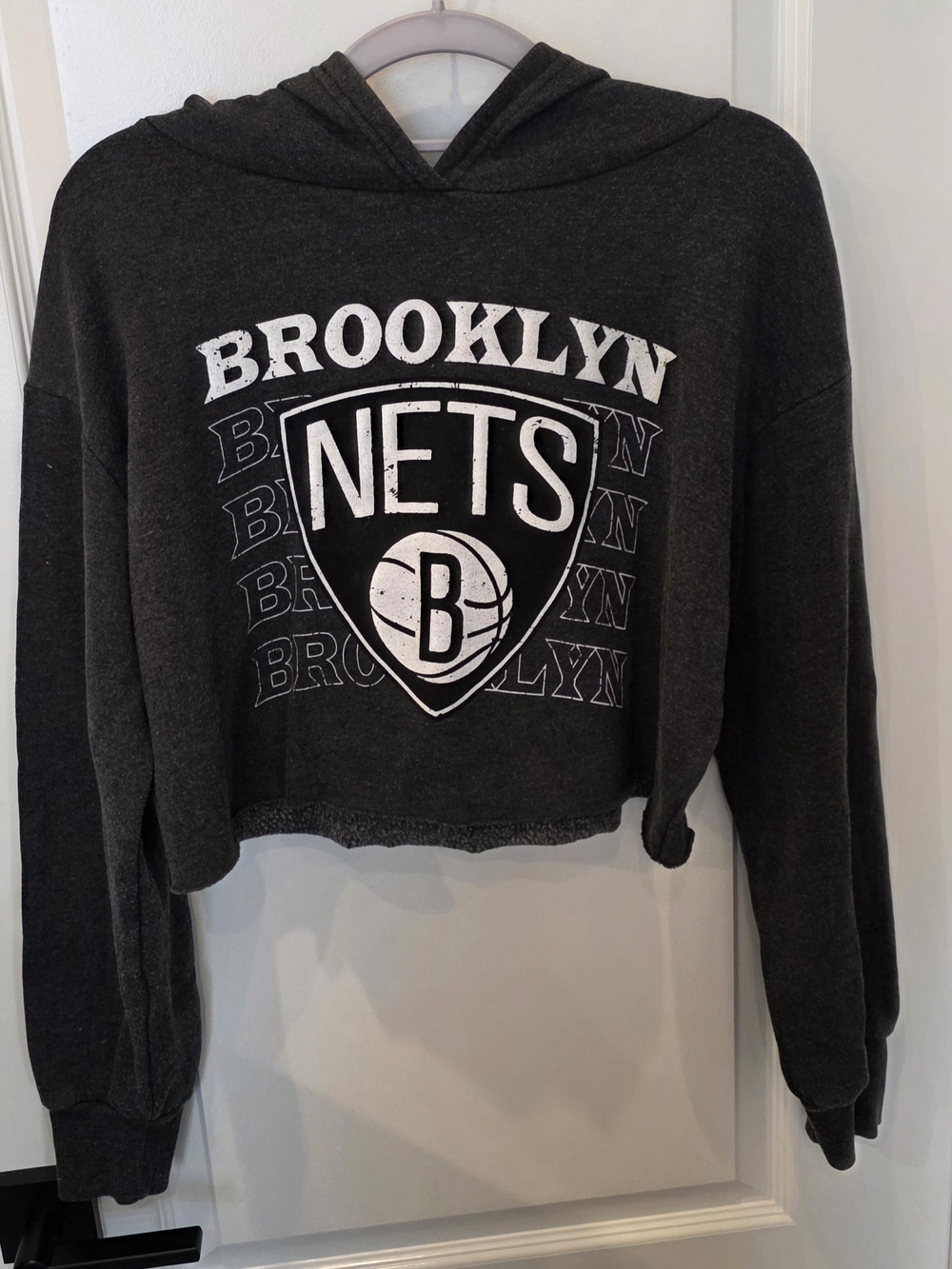 Brooklyn Nets Black Cropped Hoodie